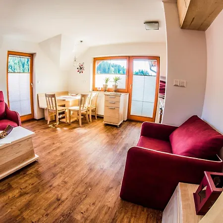 Riverside Pines With Balcony - With Balcony * Luče